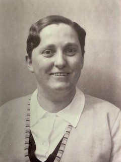 Laura Thoma Madeleine Marti.