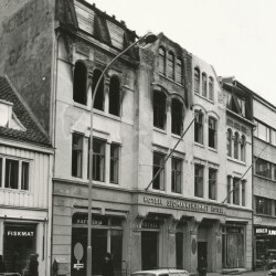 Trondheimsavdelinga av Forbundet av 1948 heldt til på Hotell Sjømannshjemmet i Thomas Angells gate 12B. Foto: Ukjent fotograf 1968, Trondheim byarkiv, fra Trondheim Brannvesens arkiv.