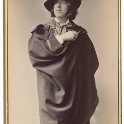 Oscar Wilde fotografert av Napoleon Sarony, 1882.